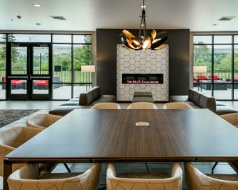 Hilton Garden Inn Wenatchee - Wenatchee - Dining room