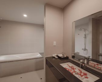 Praha Hotel - Phu Quoc