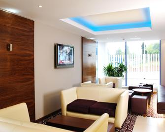Holiday Inn Express London - Golders Green (A406) - London - Lobby
