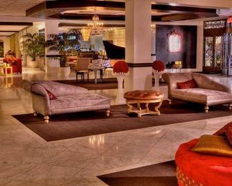 Royal Resort - Las Vegas - Lobby