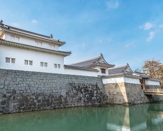 7 Days Premium Hotel Guangzhou Changlong Zoo Station North Gate - Cantón - Edificio