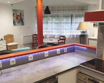 Large charming house by the river - Montivilliers - Salon