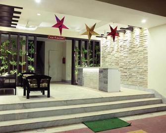 Nirupama Hotel - Dhenkanal - Recepción