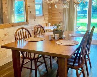 The Little Barn you are looking for! - Umatilla - Dining room