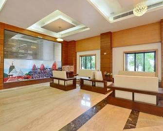 Collection O Hotel Durga - Angul - Living room