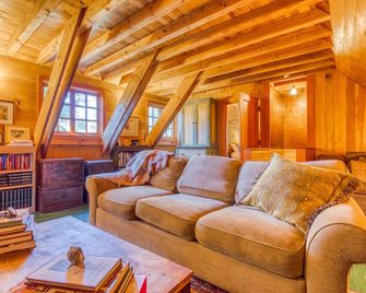 L'Alpiniste Souriant - Government Camp - Salon