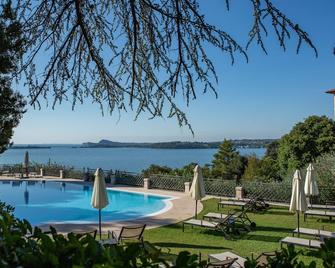 Hotel Villa Del Sogno - Gardone Riviera - Pool