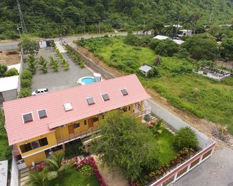 Hotel Soberao - Esmeraldas - Vista del exterior
