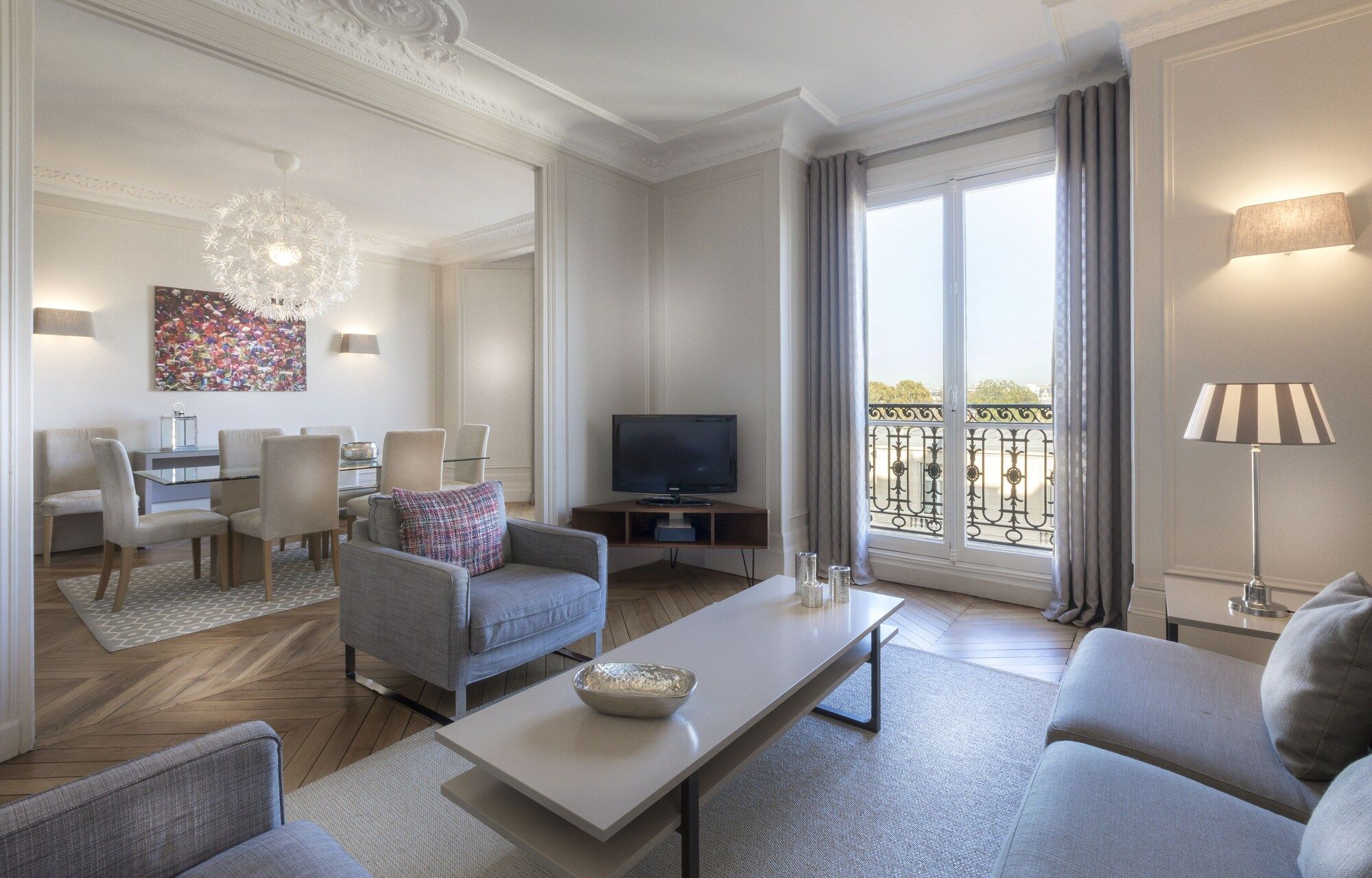 ريزيدينس تشارلز فلوكيت