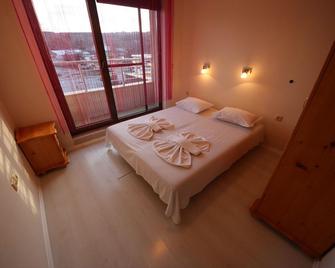 Menada Horyzont Apartments - Sozopol - Sypialnia