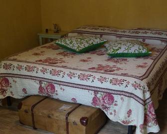 House in the Umbrian hills - Foligno - Camera da letto