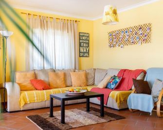 Peniche Beach House - Peniche - Sala de estar