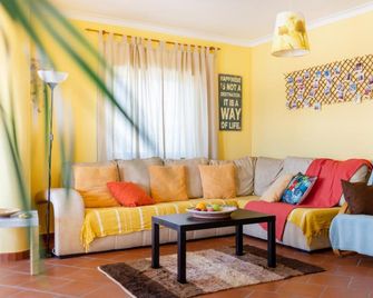 Peniche Beach House - Peniche - Salon