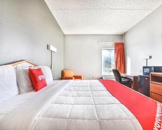 OYO Townhouse Inn Jacksonville near Little Rock Air Force Base - Jacksonville - Habitación