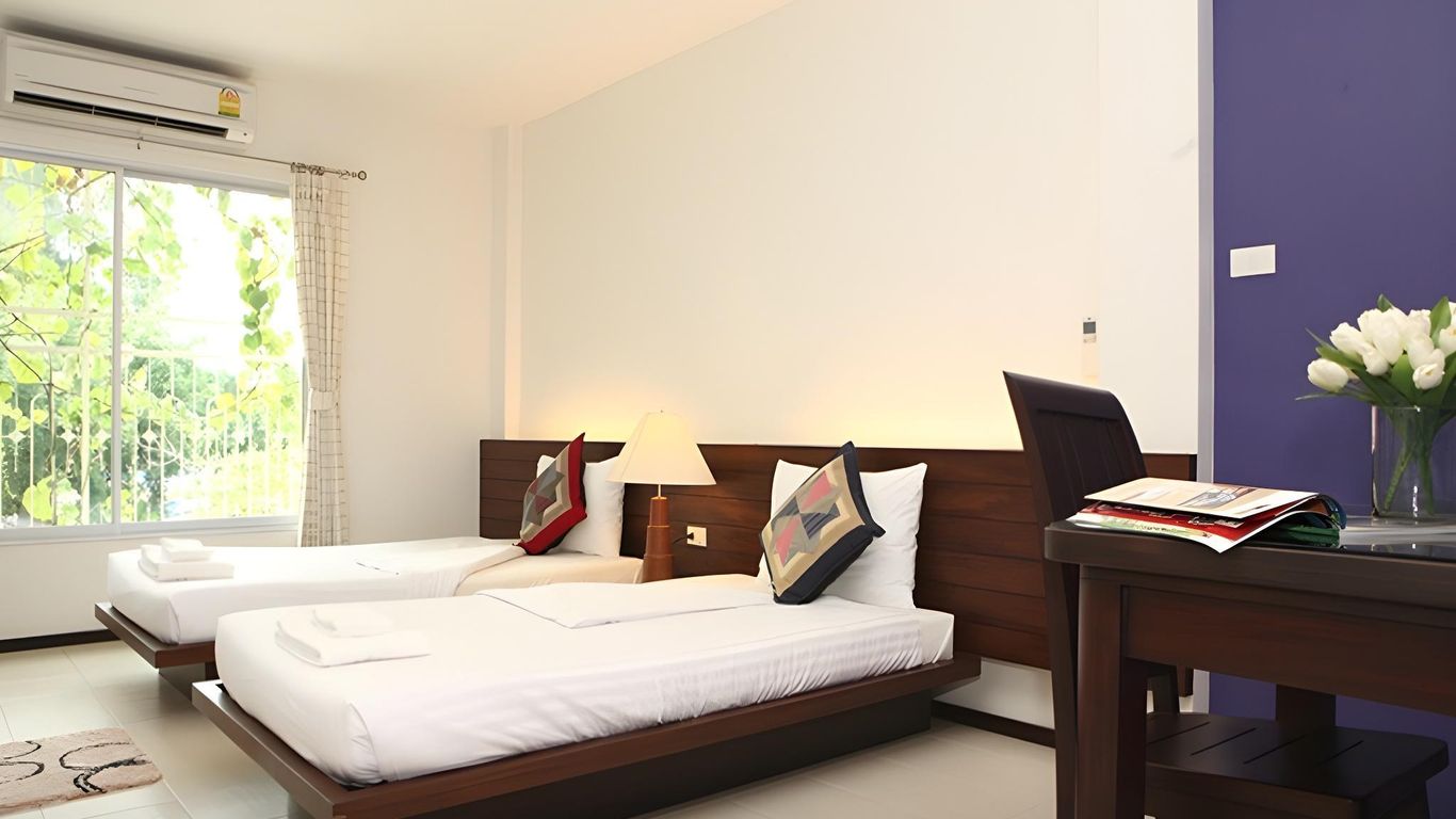 Le Ranong Bistro and Guesthouse