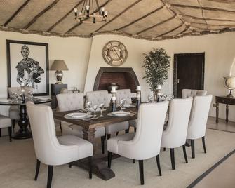 Olarro Plains - Maasai Mara - Comedor