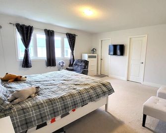 Spacious 4 Bedroom House In Angus - Angus - Habitación