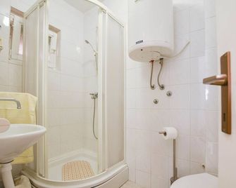 Apartments Clair - קולאן