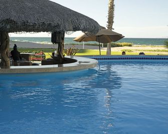 Ocean Views, Beachfront Resort, Pool & Golf - La Paz - Πισίνα