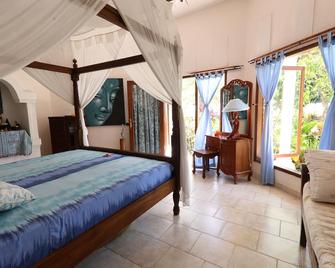Felicianas Resort - Tejakula - Schlafzimmer