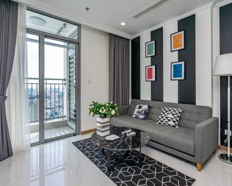 هوا صن بوتيك أبارتمنت - فينهومز سنترال بارك - هوتشي مين سيتي - غرفة معيشة