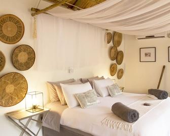 Tusk Bush Lodge - Marloth Park - Habitación