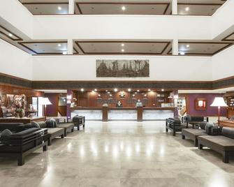 Centara Life Hotel Mae Sot - Mae Sot - Lobby