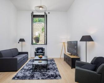 Suite privée dans Château & Domaine, 15min de Lyon - Vourles - Sala de estar