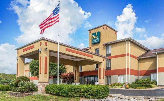 Quality Inn And Suites 70 1 2 0 Lawrenceburg Hotel Deals