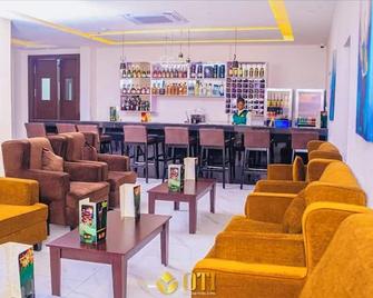 Oti Boutique Hotel & Spa - Benin City - Bar