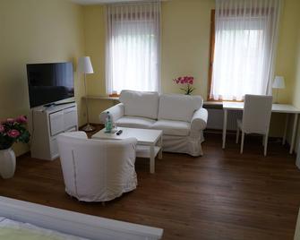 Hotel Zum Grafen Hallermunt - Springe - Living room