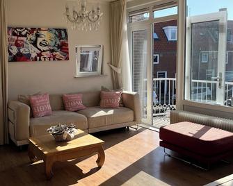 Happy Sunshine - Zandvoort - Living room