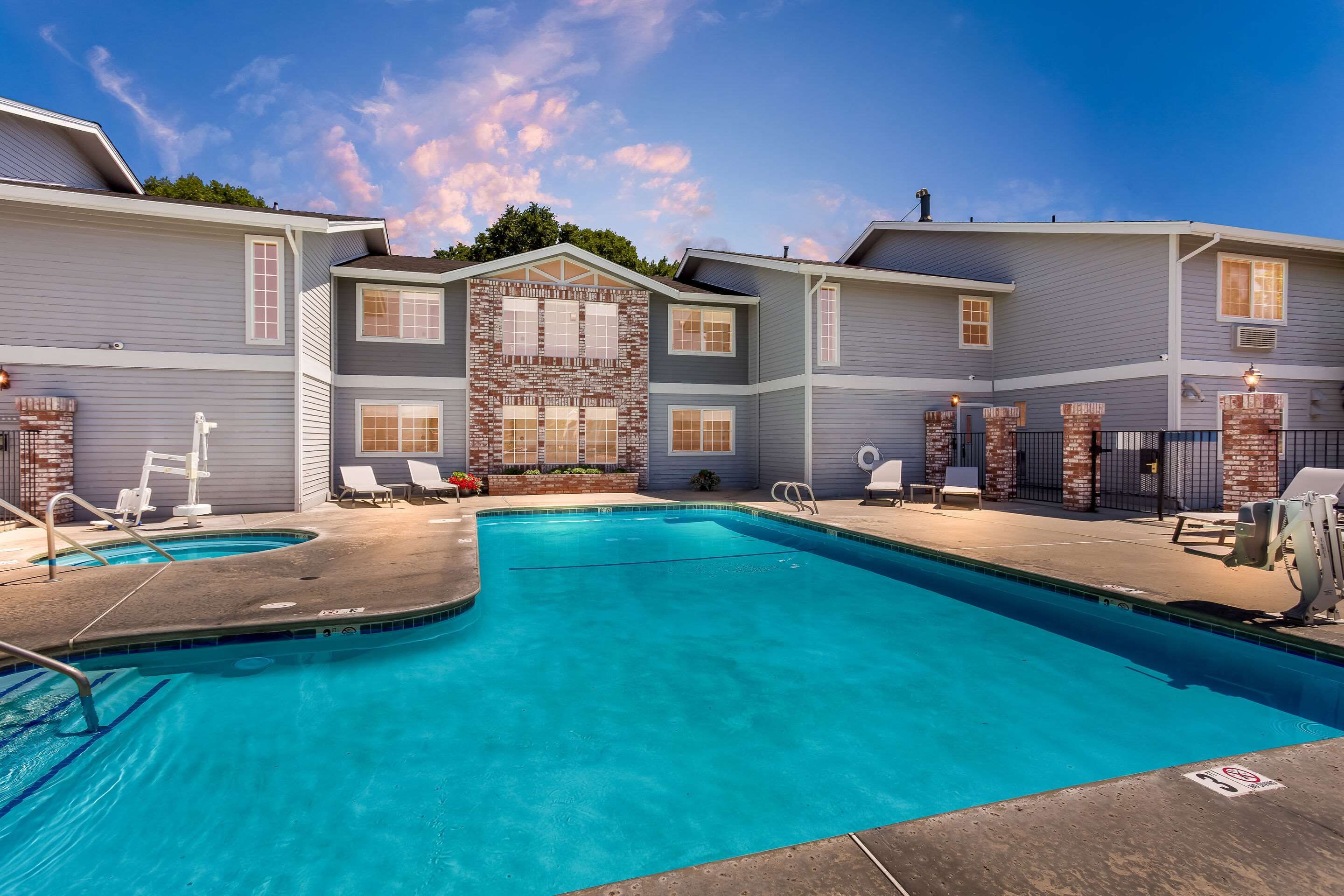 Comfort Inn & Suites Susanville - Susanville - Piscina