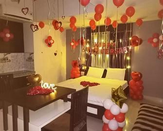 Hotel Sankalp - Himatnagar - Bedroom