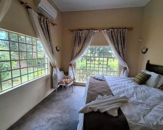 Beulah Court Vineyard - Kasane - Chambre