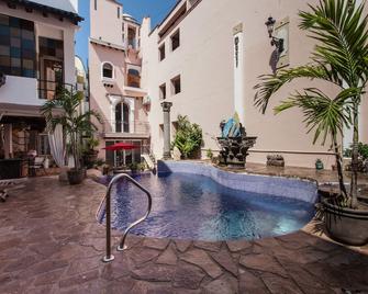 Garlands Del Rio - Puerto Vallarta - Piscine