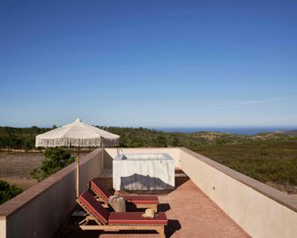 Praia do Canal Nature Retreat - Small Luxury Hotels of the World - Aljezur - Balcony