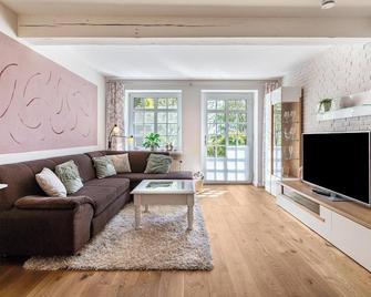 Denkerhof Fewo Blume des Lebens - Bredstedt - Wohnzimmer