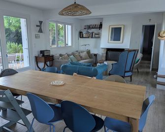 The sea in the house - Île-aux-Moines - Comedor