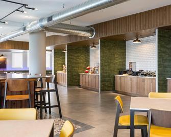 Fairfield Inn & Suites By Marriott Des Moines Downtown - Des Moines - Restaurant