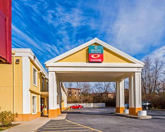 Quality Inn & Suites Hagerstown - Hagerstown - Building