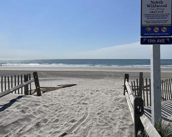 Adorable Beach Retreat in the Tranquility of Residential North Wildwood! - North Wildwood - Beach