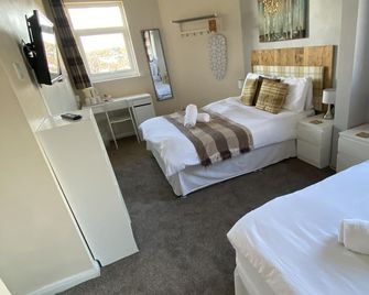 Number 19 Guesthouse - Dalton-in-Furness - Habitación