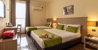 Hotel Roma Sud - Rome - Bedroom