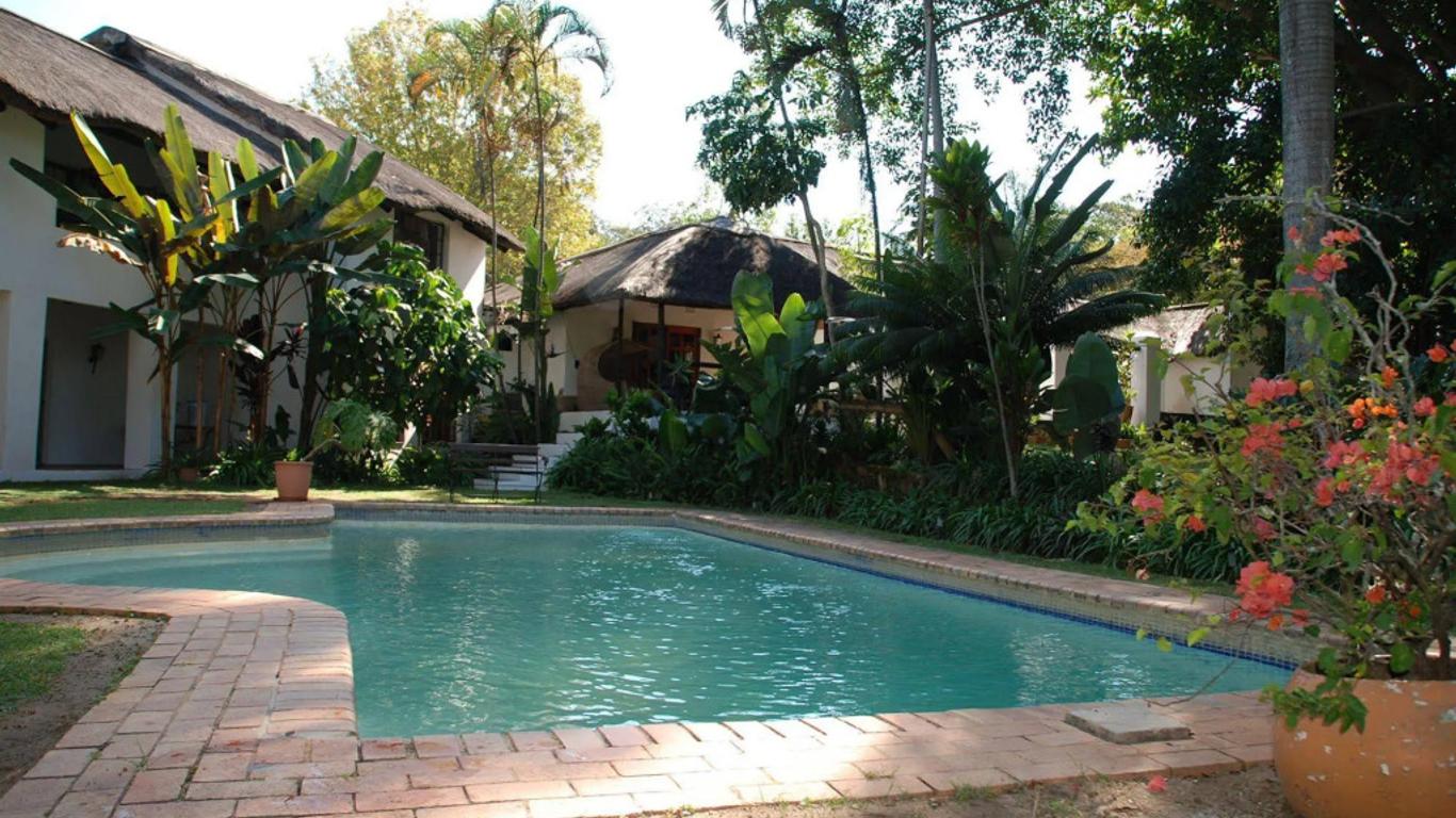 Royal Bakoena Lodge - Hamilton Parks