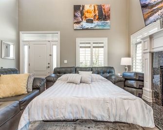Spacious Family Fun Game Home Near Downtown Slc! - Salt Lake City - Habitación
