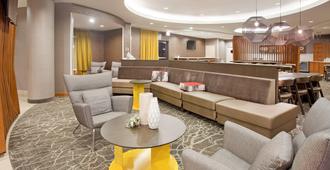 SpringHill Suites by Marriott Wichita East at Plazzio - Wichita - Area lounge