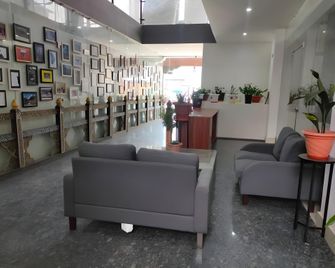 Yang Bhutan Hotel - Paro - Lobby