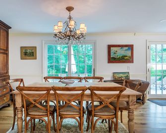 A Haven In The Country- - Washington - Dining room