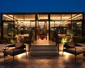 Sofitel Athens Airport - ספאטה - בר